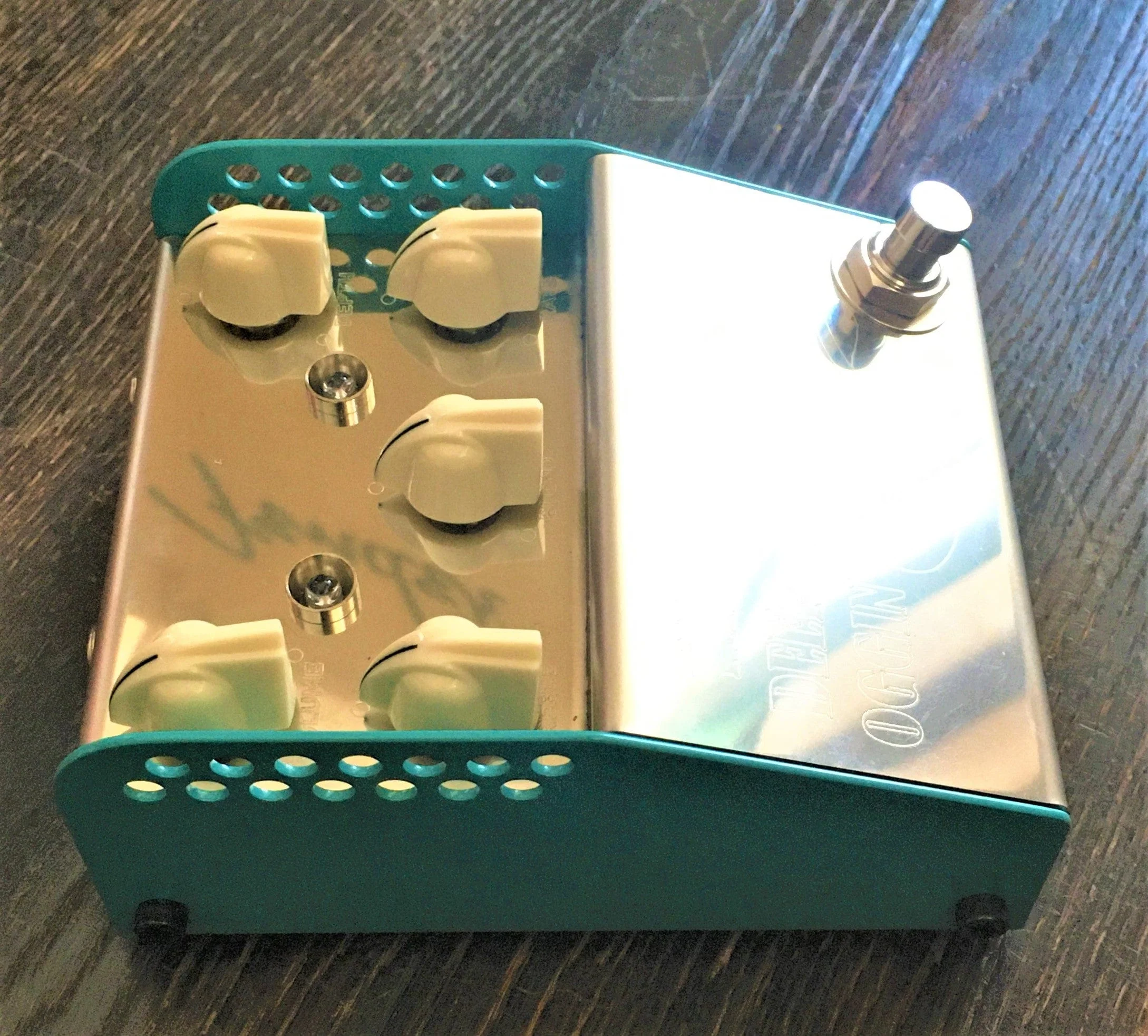 Used ThorpyFX The Deep Oggin Chorus/Vibrato Guitar Effect Pedal - Image 5