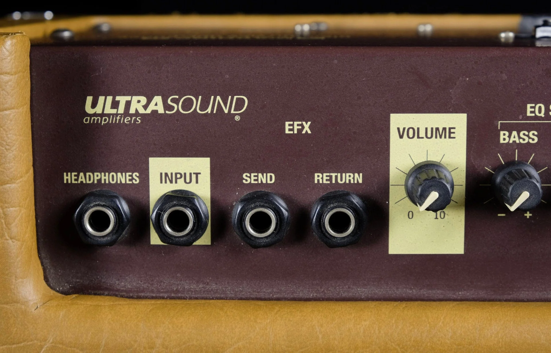 Used Ultrasound AG-30 Acoustic Guitar Amp Combo - Image 7