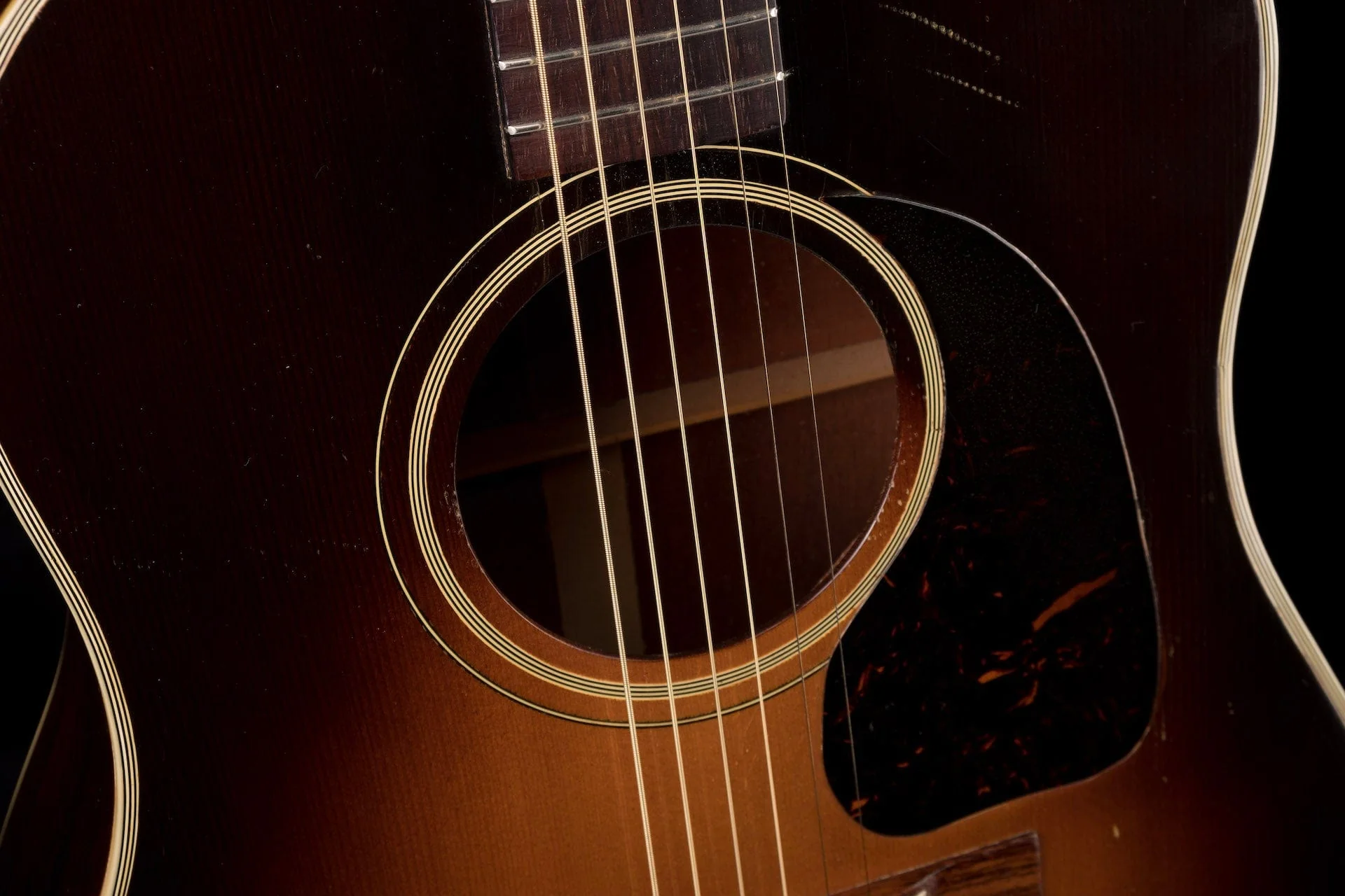 Vintage 1944 Gibson Banner Southern Jumbo Sunburst with OHSC - Image 6