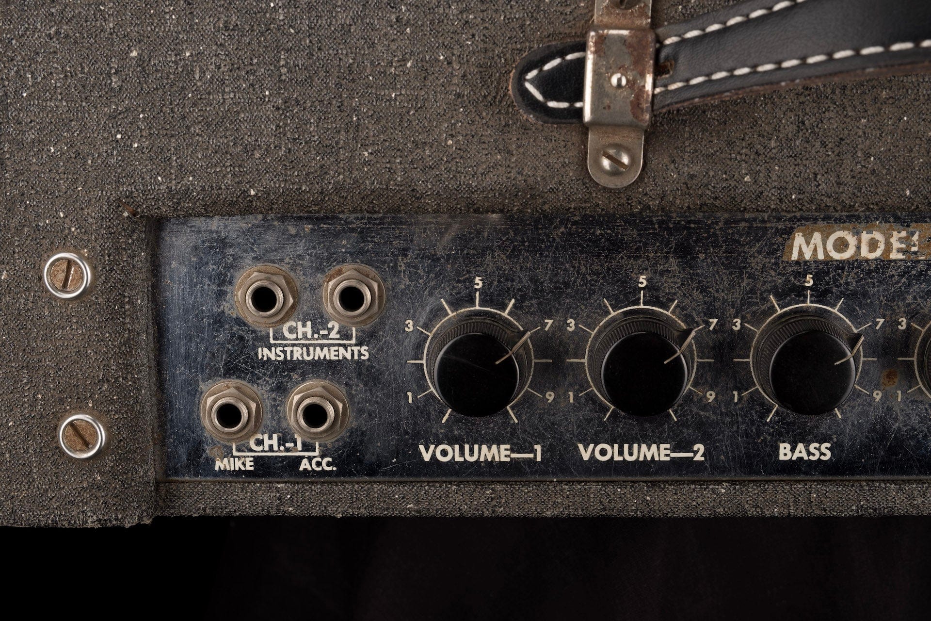 Used Vintage Guild J-66 Guitar Amp Combo - Image 10