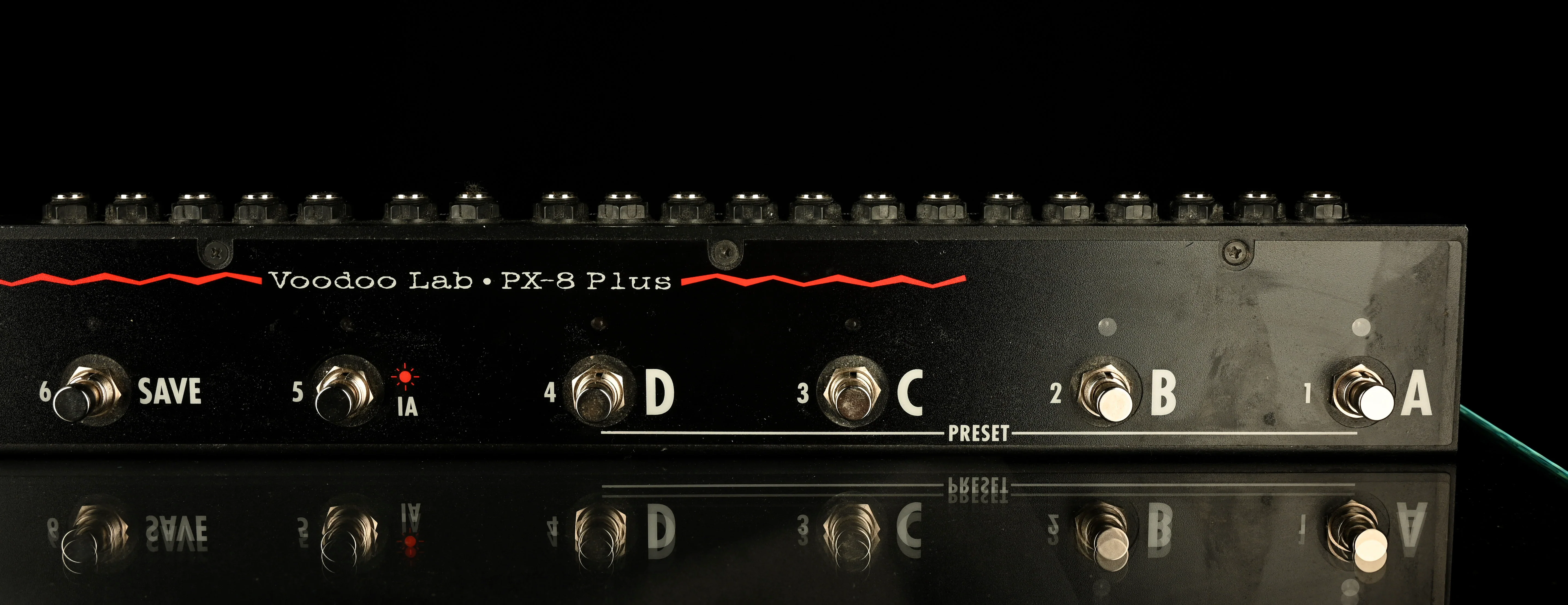 Used Voodoo Lab PX-8 Plus True Bypass Programmable Pedal Switcher - Image 3