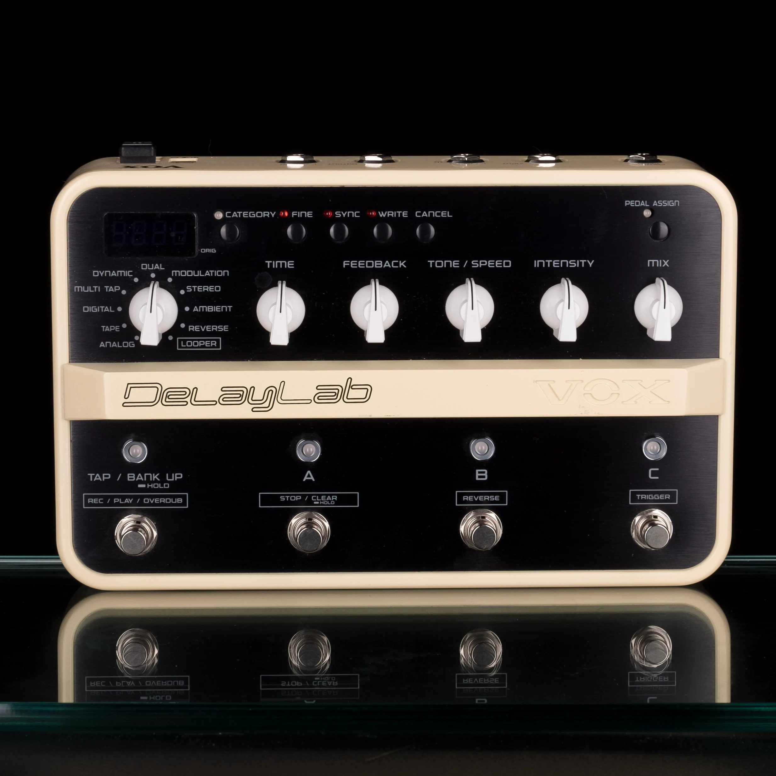 Used Vox DelayLab Delay Pedal