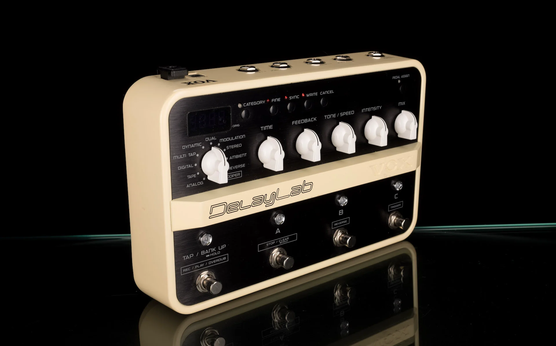 Used Vox DelayLab Delay Pedal - Image 6