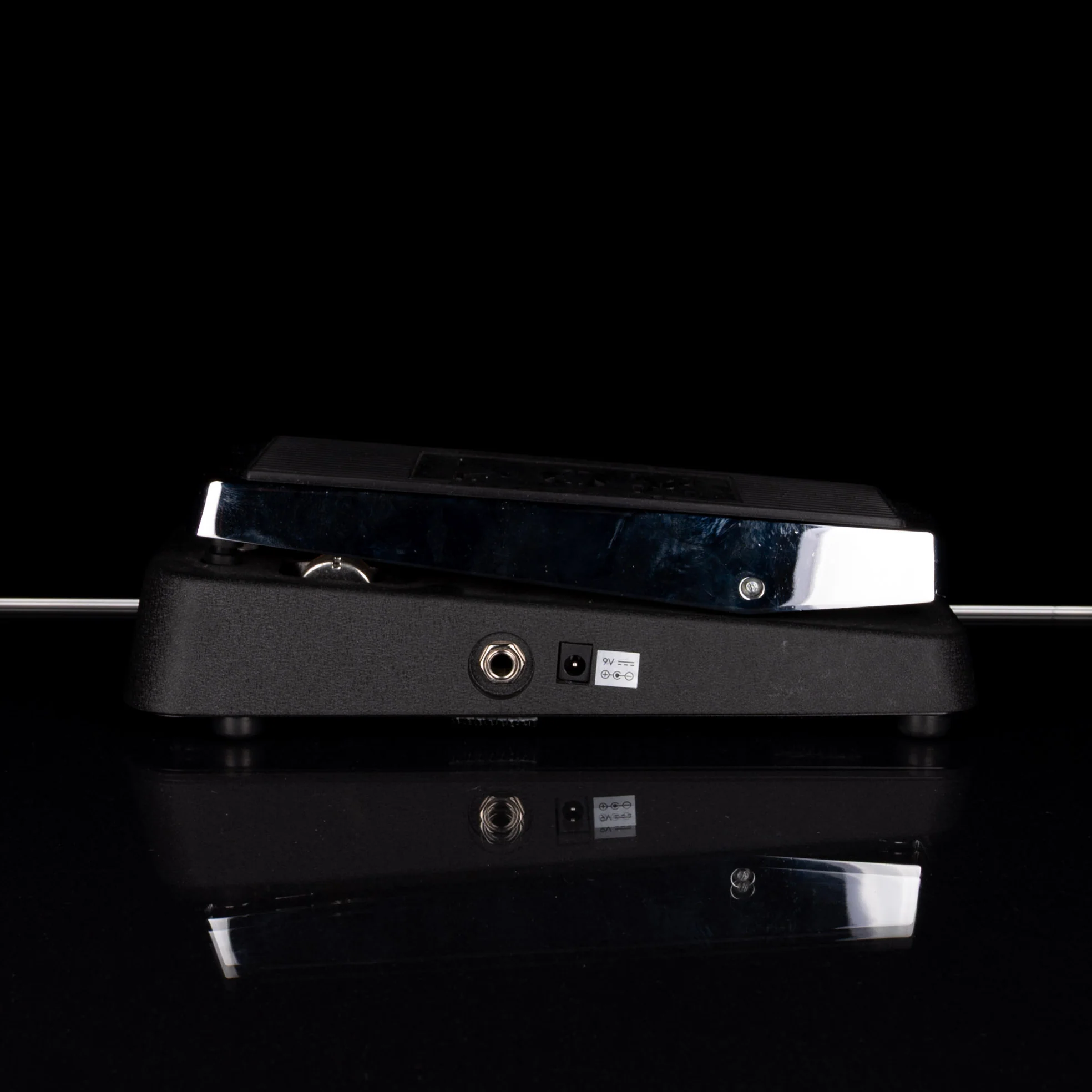 Used Vox V847 Wah Pedal With Bag and Box - 3 - Image 5