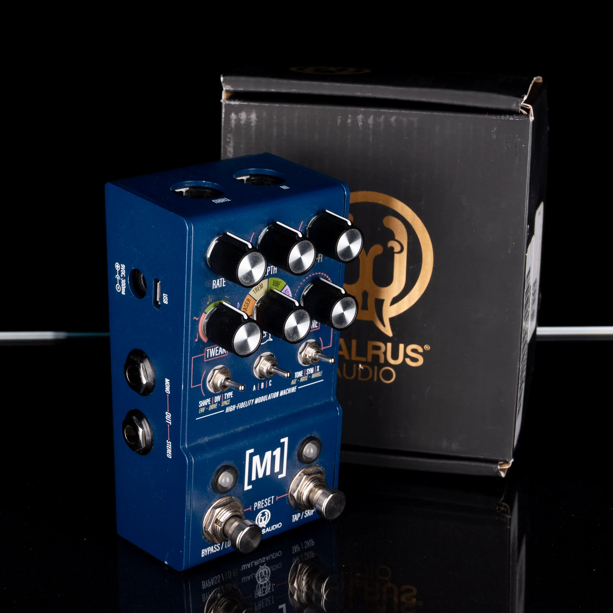 Used Walrus Audio Mako Series: M1 High-Fidelity Modulation Machine Pedal With Box