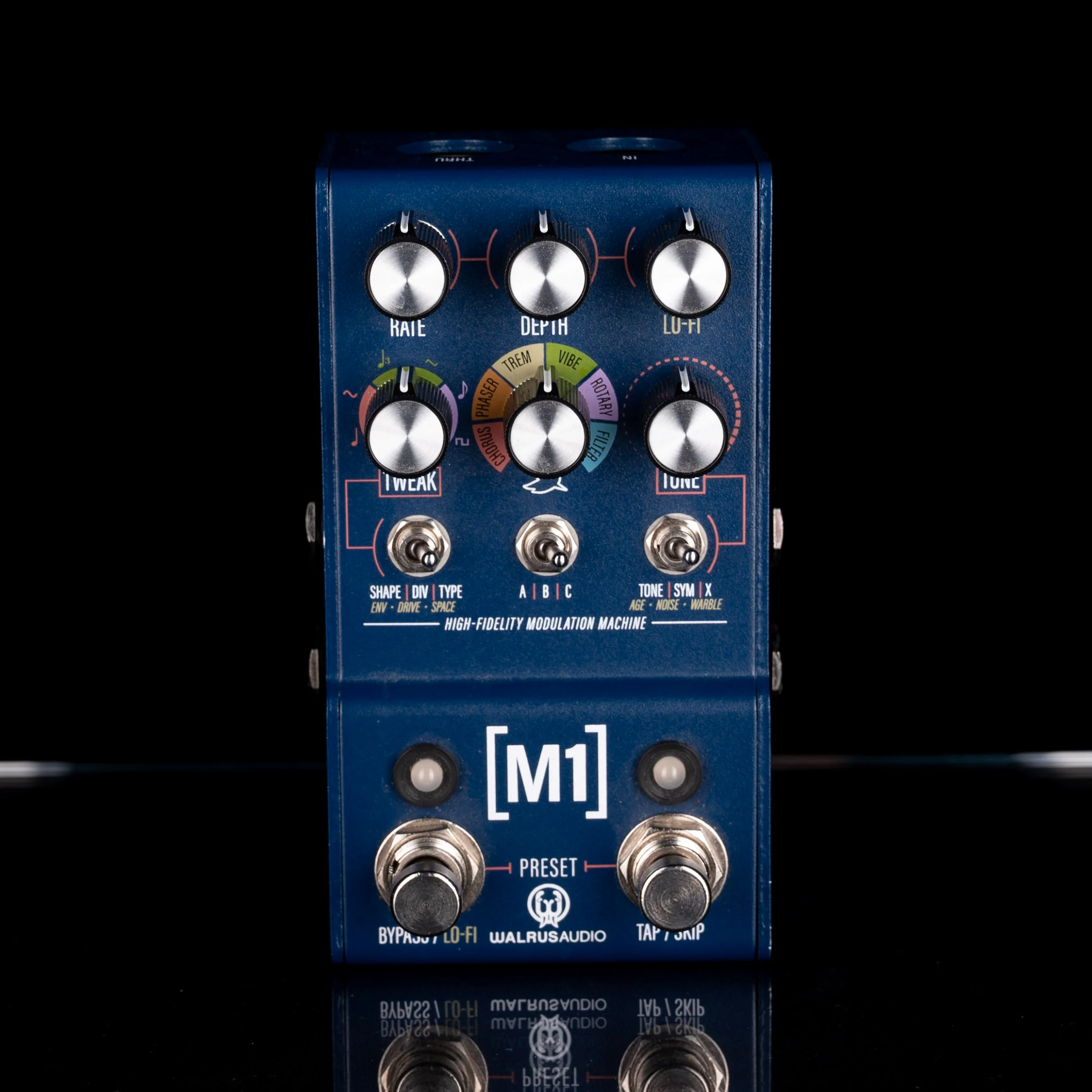 Used Walrus Audio Mako Series: M1 High-Fidelity Modulation Machine Pedal With Box - Image 2