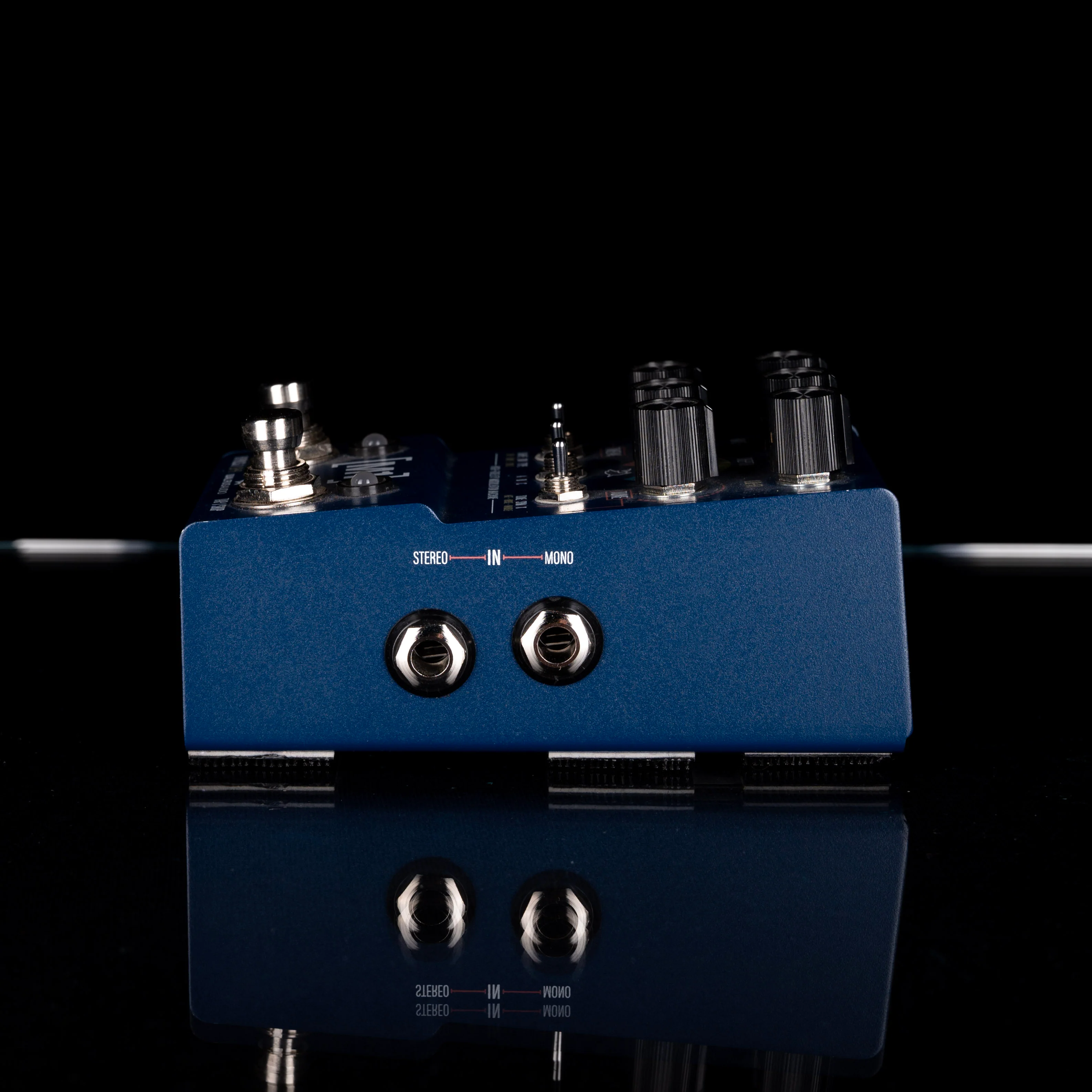 Used Walrus Audio Mako Series: M1 High-Fidelity Modulation Machine Pedal With Box - Image 5