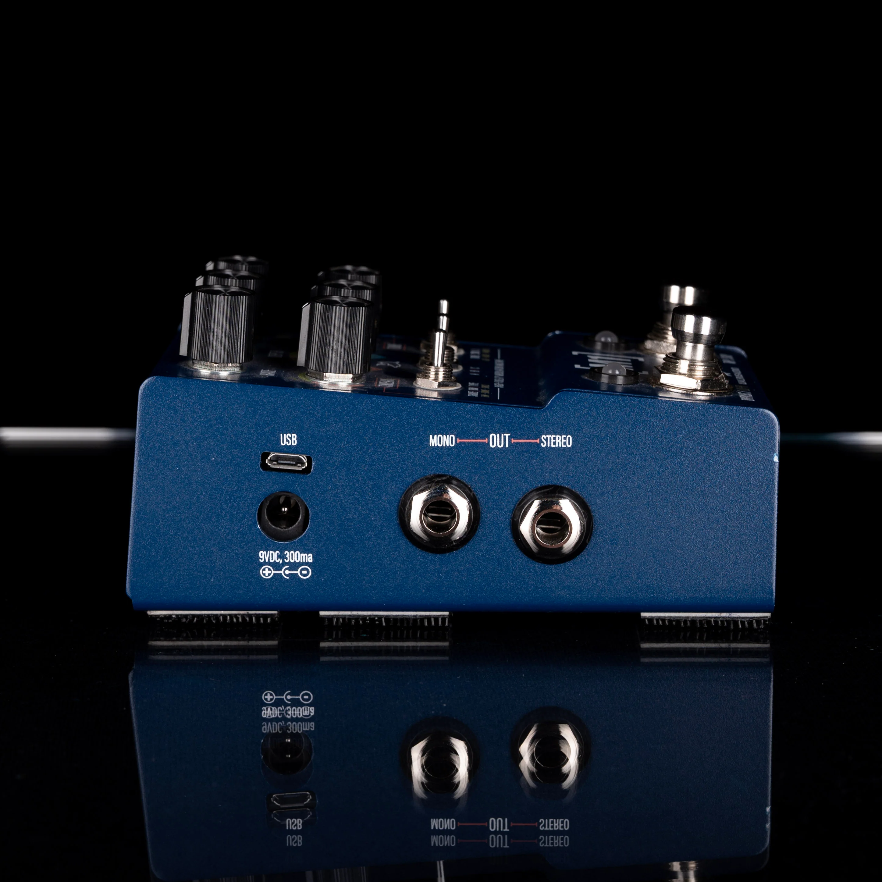 Used Walrus Audio Mako Series: M1 High-Fidelity Modulation Machine Pedal With Box - Image 6
