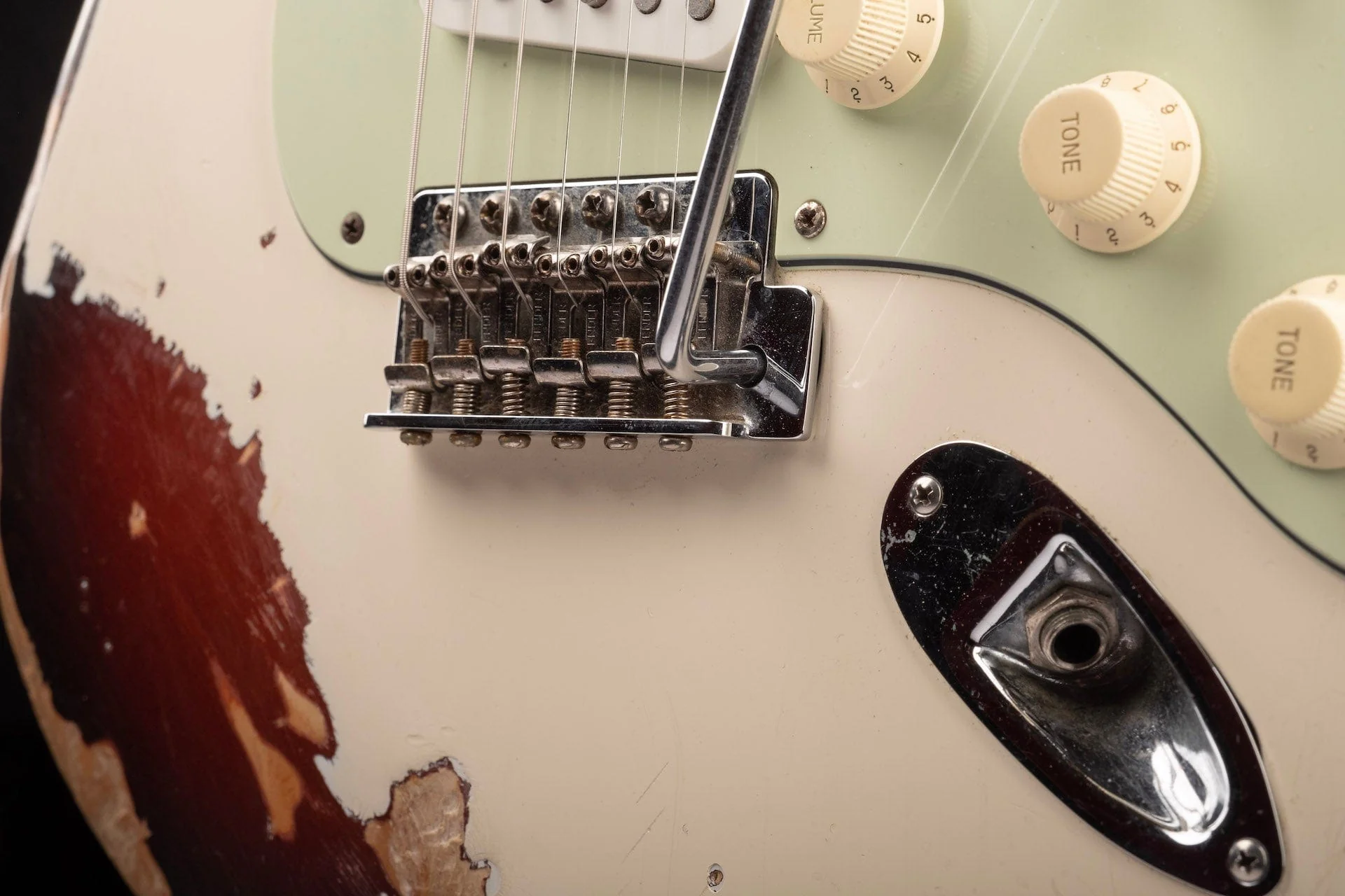Used Whipped Up Fender Partscaster Olympic White Over Copper Metallic with Bag - Image 6