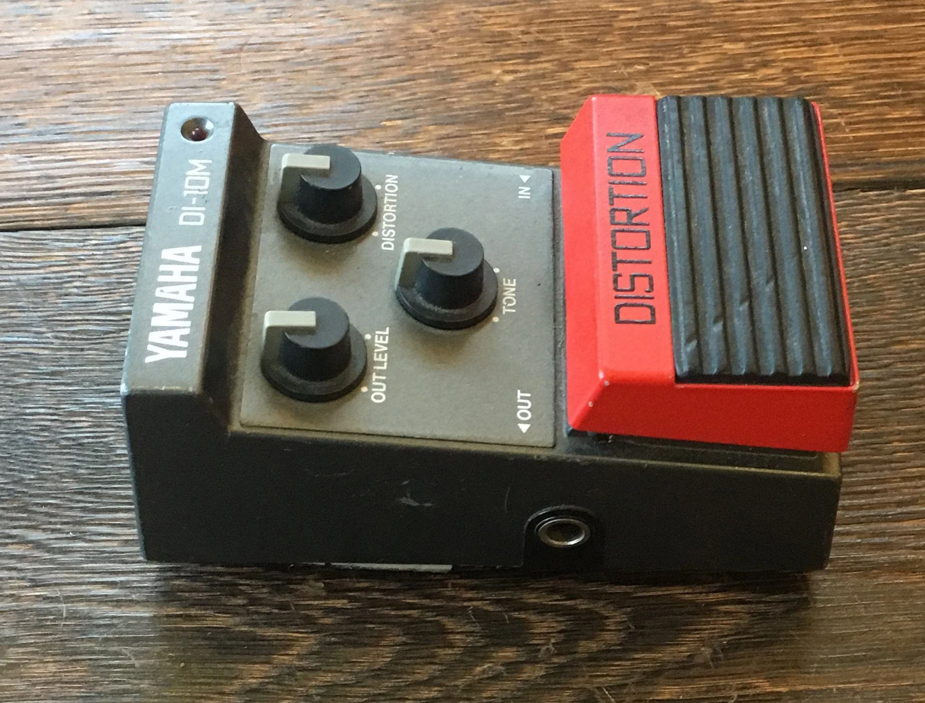 Used Yamaha Made in Japan DI-10M Distortion Guitar Effect Pedal - Image 6