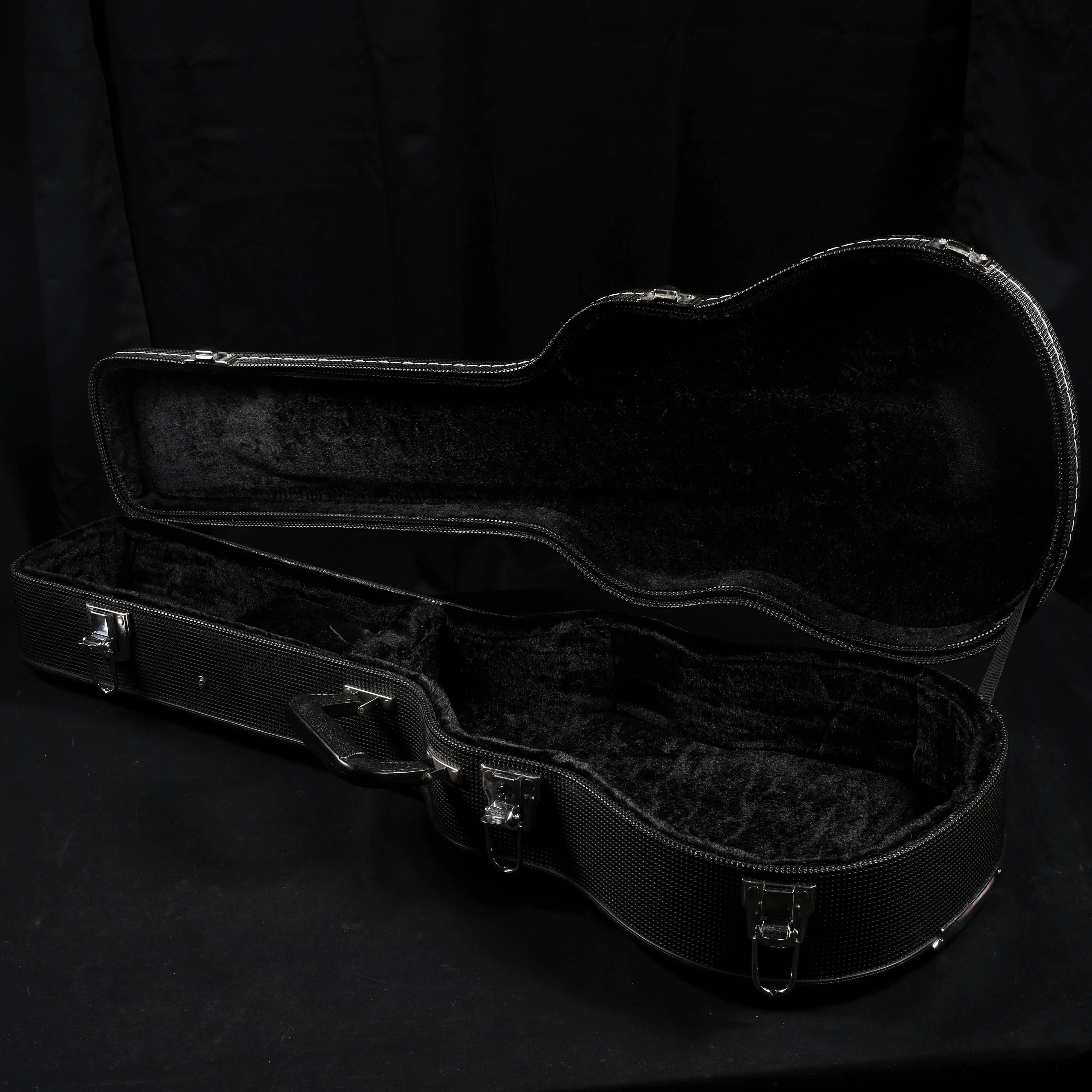 Vintage 1960's Martin Style 51 Baritone Ukulele with Hard Uke Case - Image 10