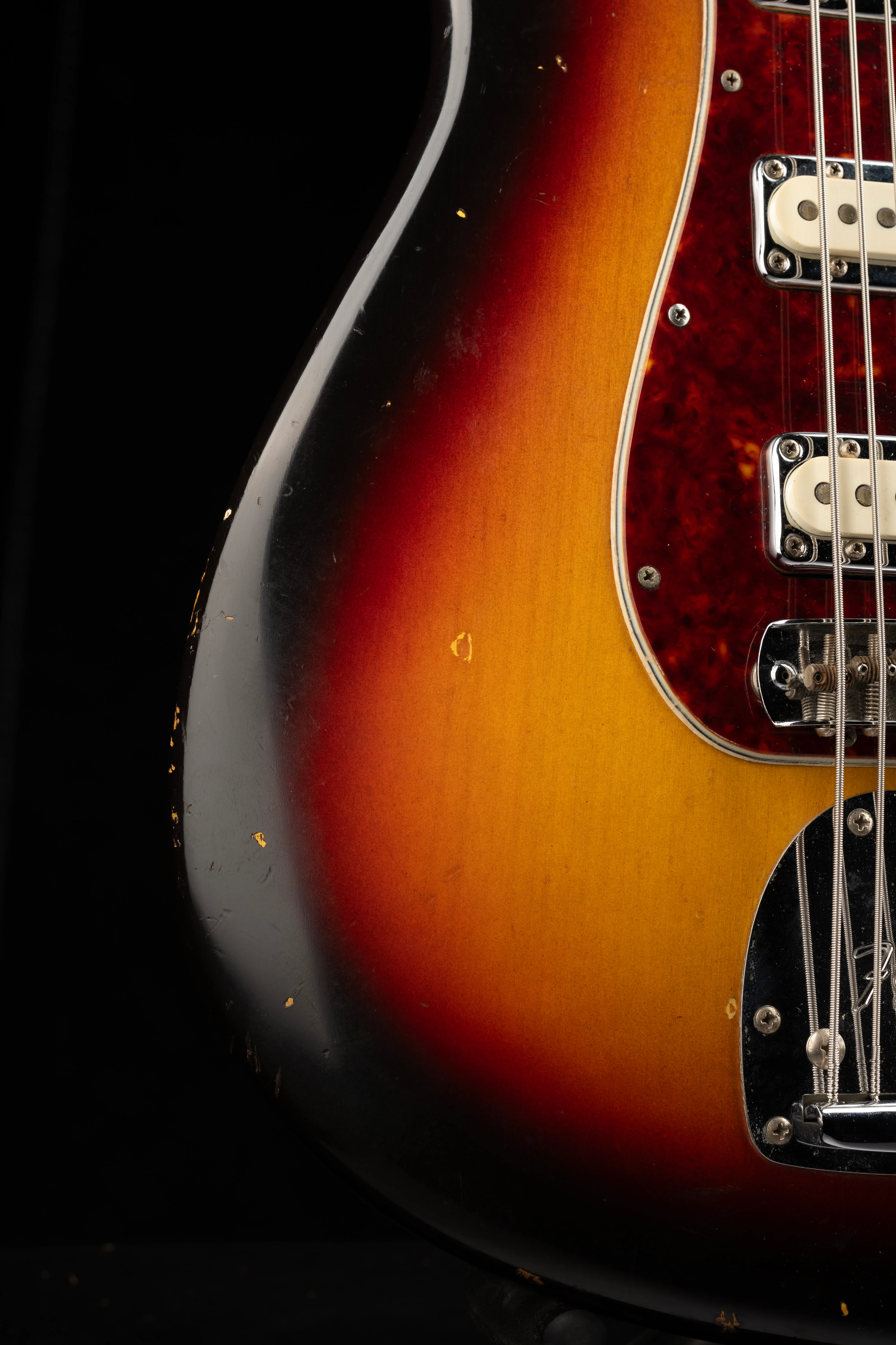 Vintage 1962 Fender Bass VI Sunburst With Gig Bag - Image 4