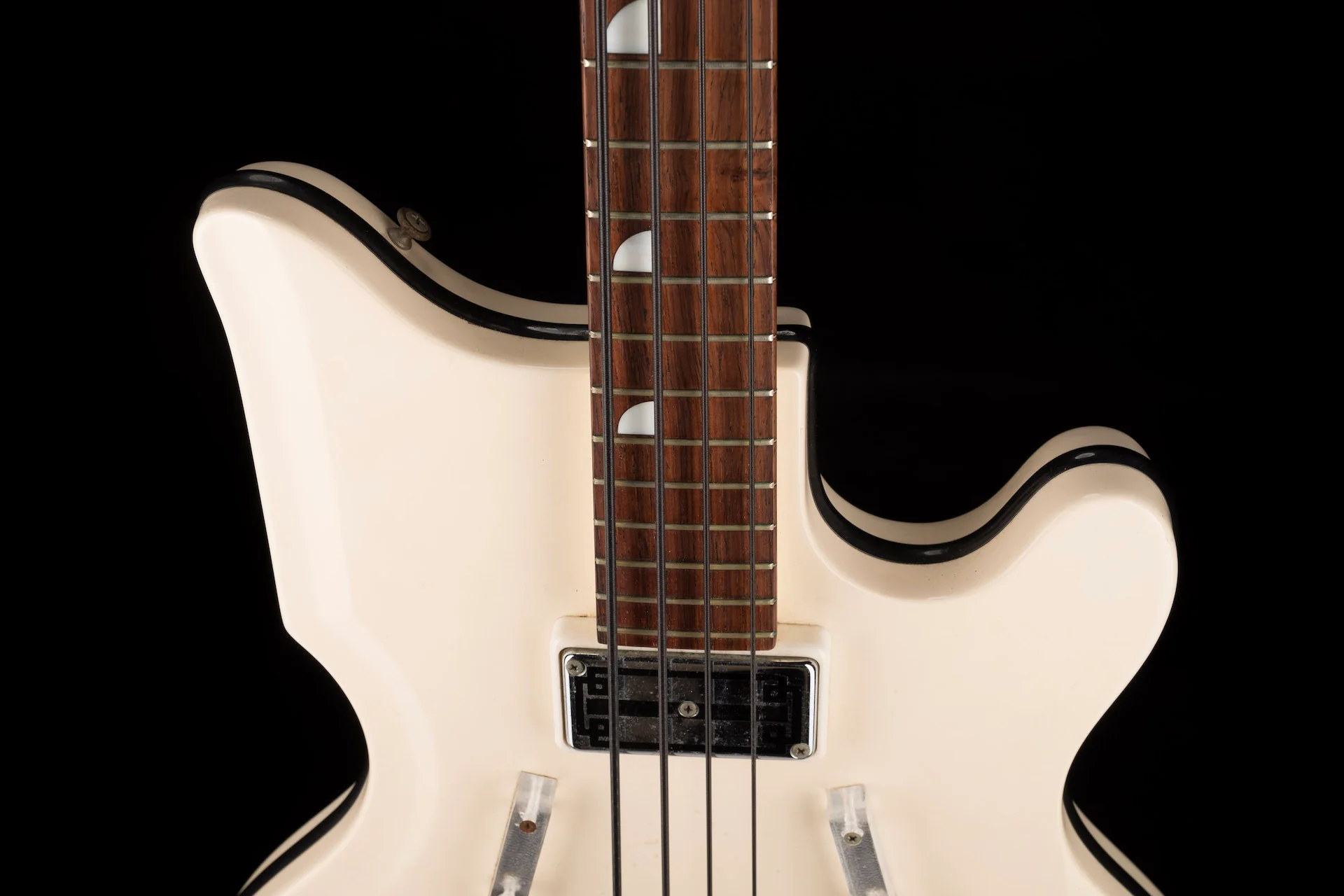Vintage 1962 National Val-Pro 85 Bass White with OHSC - Ry Cooder Collection - Image 3