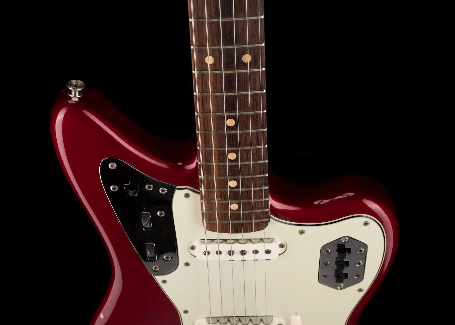 Vintage 1963 Jaguar Candy Apple Red with Matching Headstock with OHSC - Image 3
