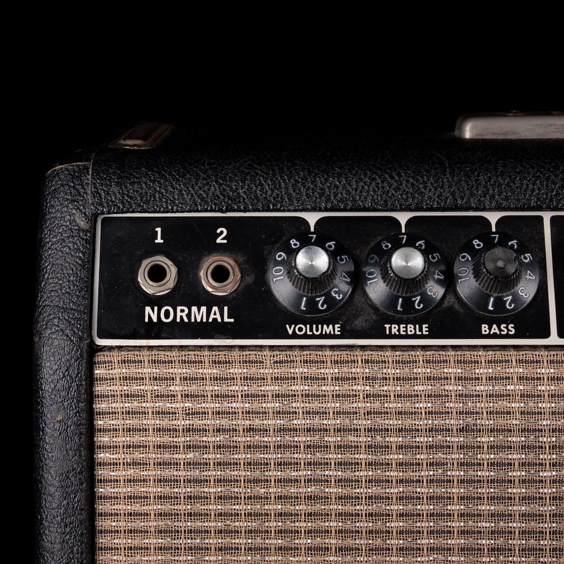 Vintage 1964 Fender Deluxe Tube Guitar Amp Combo - Image 5