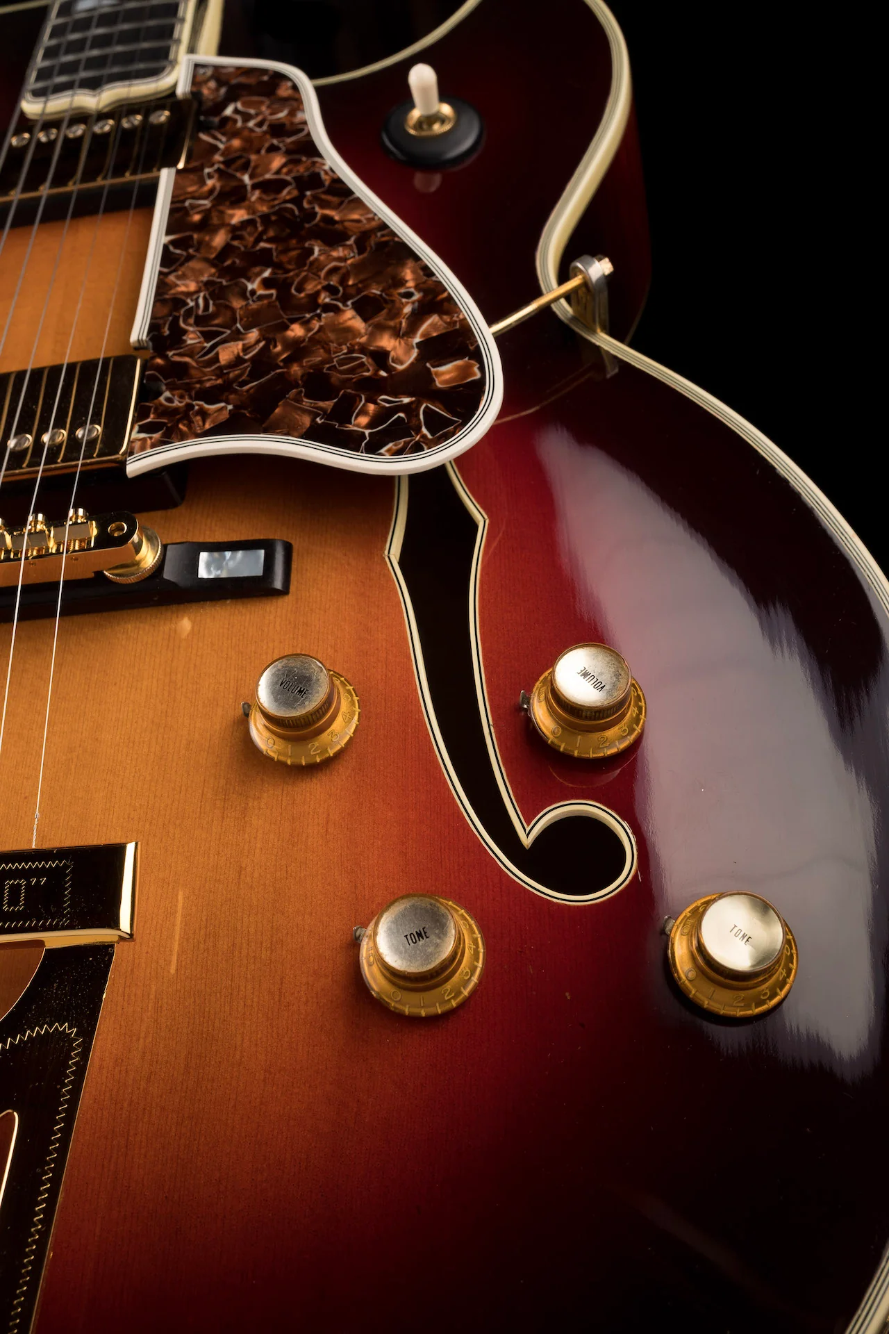 Vintage 1964 Gibson Super 400CES Sunburst with OHSC - Image 8