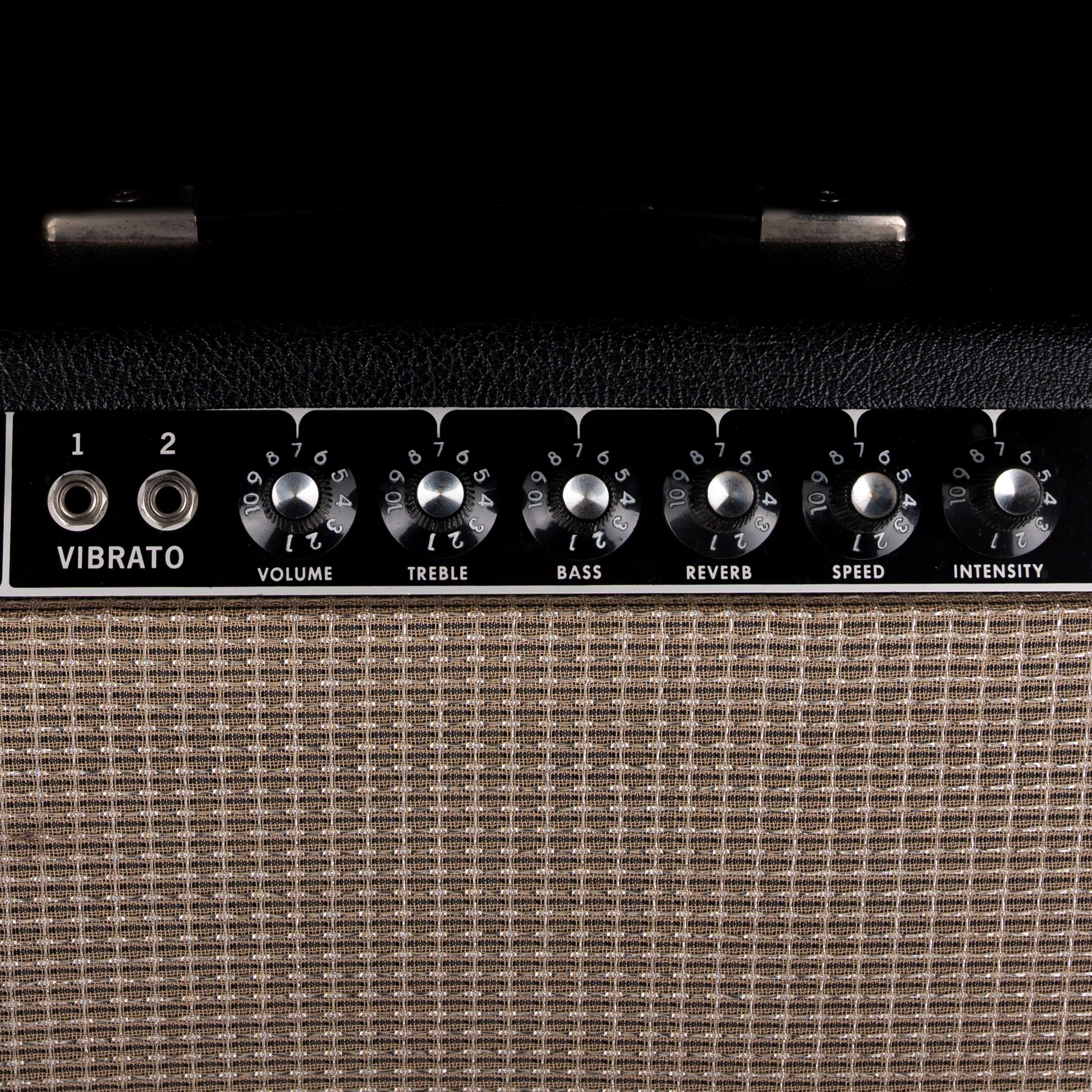 Vintage 1965 Fender Deluxe Reverb Guitar Amp With Footswtich and Cover - Image 5