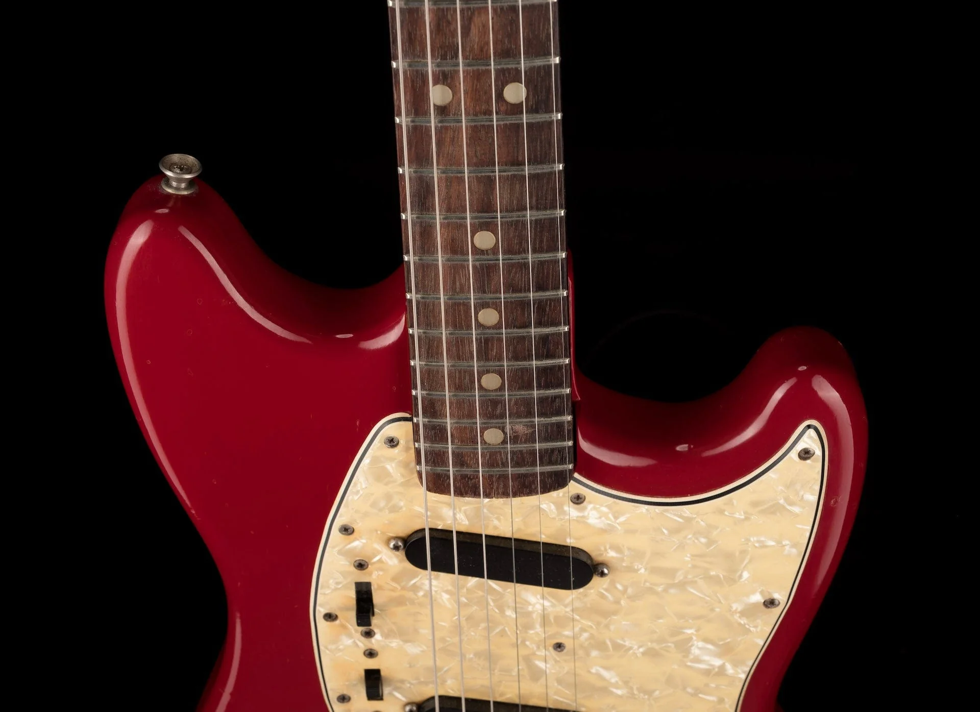 Vintage 1966 Fender Mustang Dakota Red with OHSC - Image 3