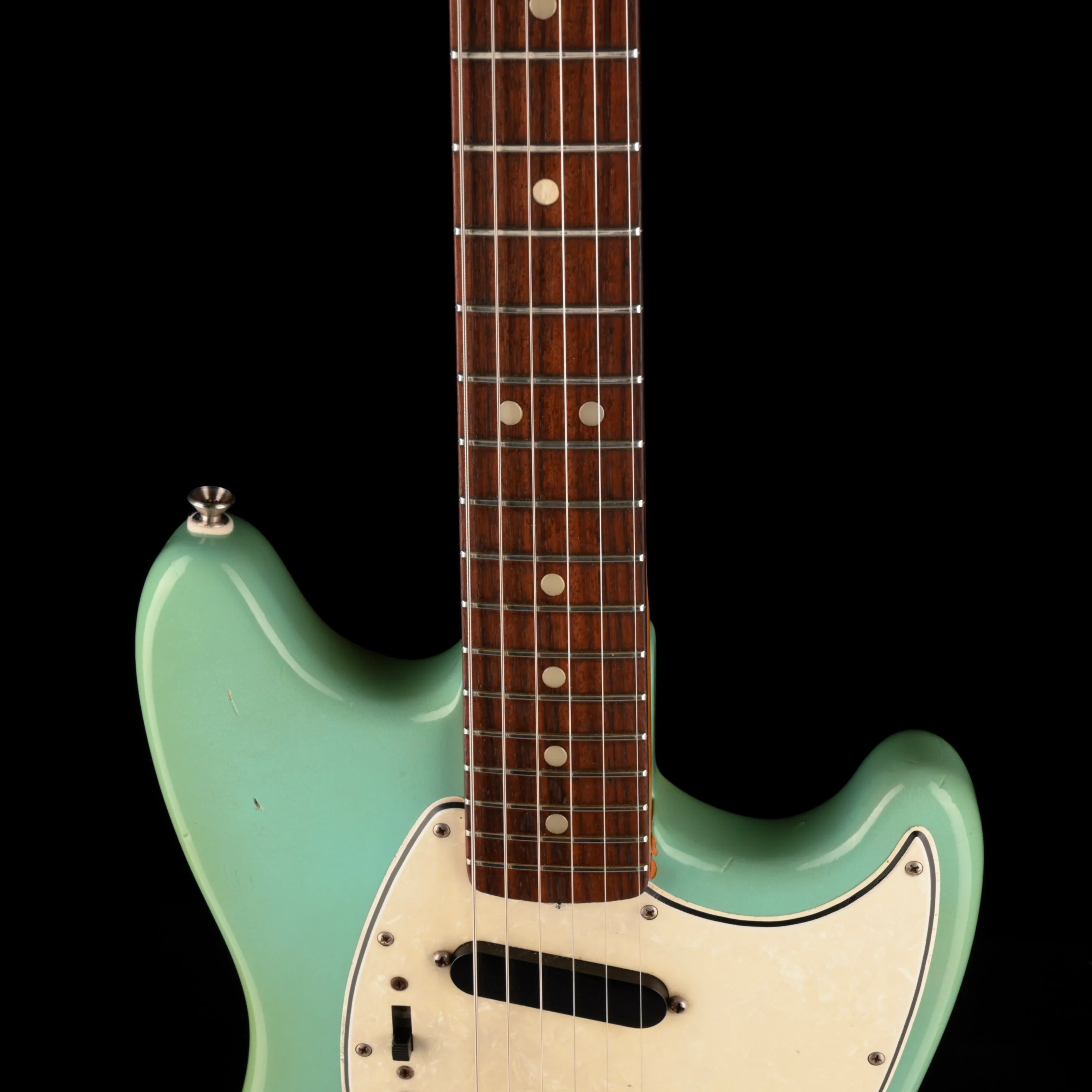 Vintage 1966 Fender Mustang Daphne Blue With Case - Image 3