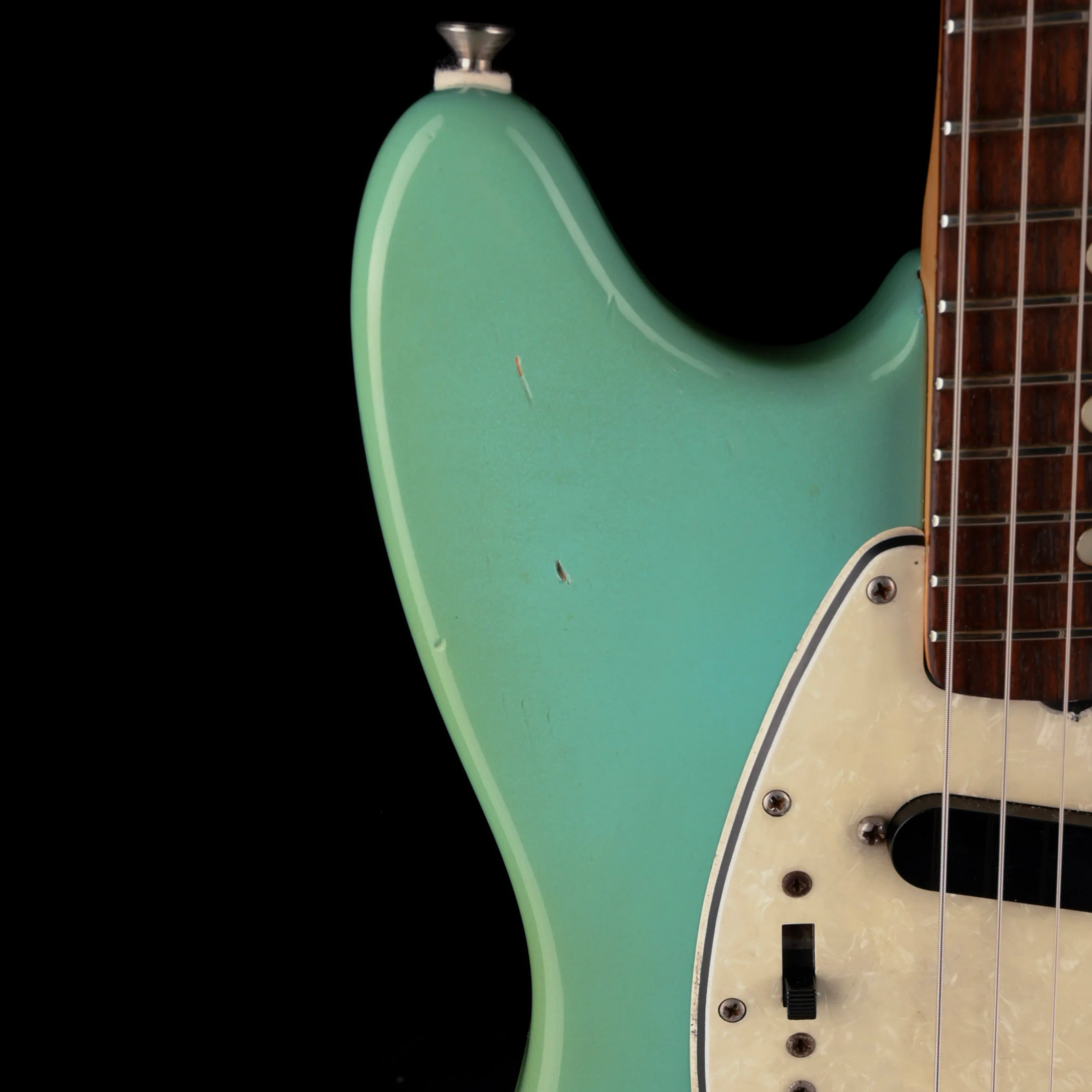 Vintage 1966 Fender Mustang Daphne Blue With Case - Image 7