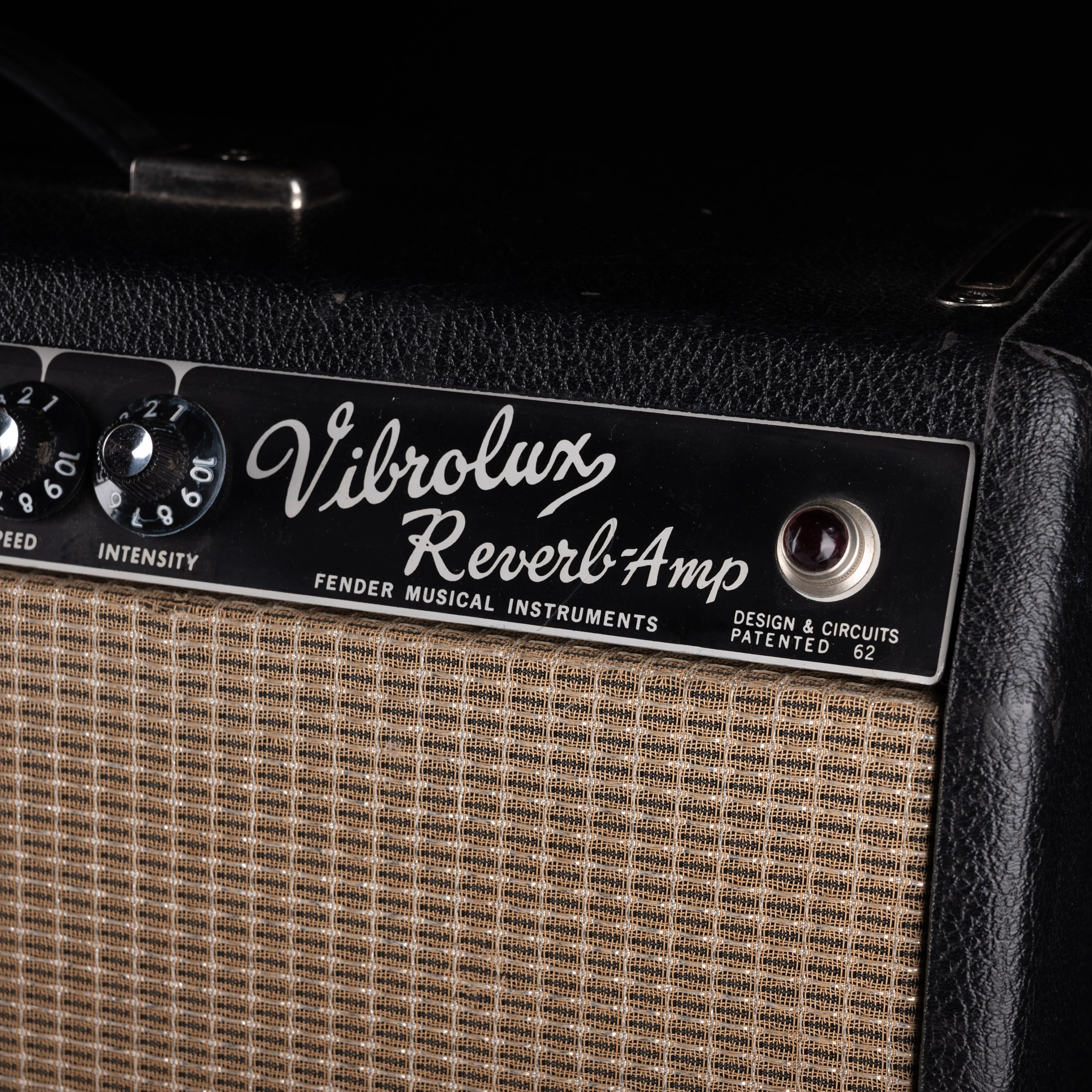 Vintage 1966 Fender Vibrolux Guitar Amp Combo - Image 4