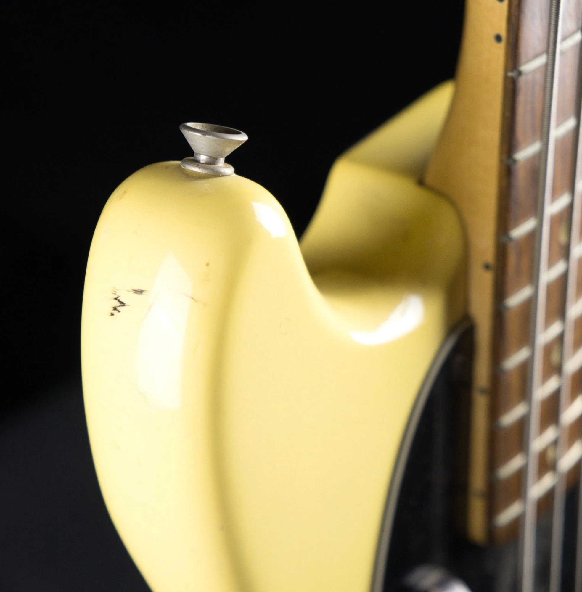 Vintage 1977 Fender Mustang Short Scale Bass White w/ OHSC - Image 6