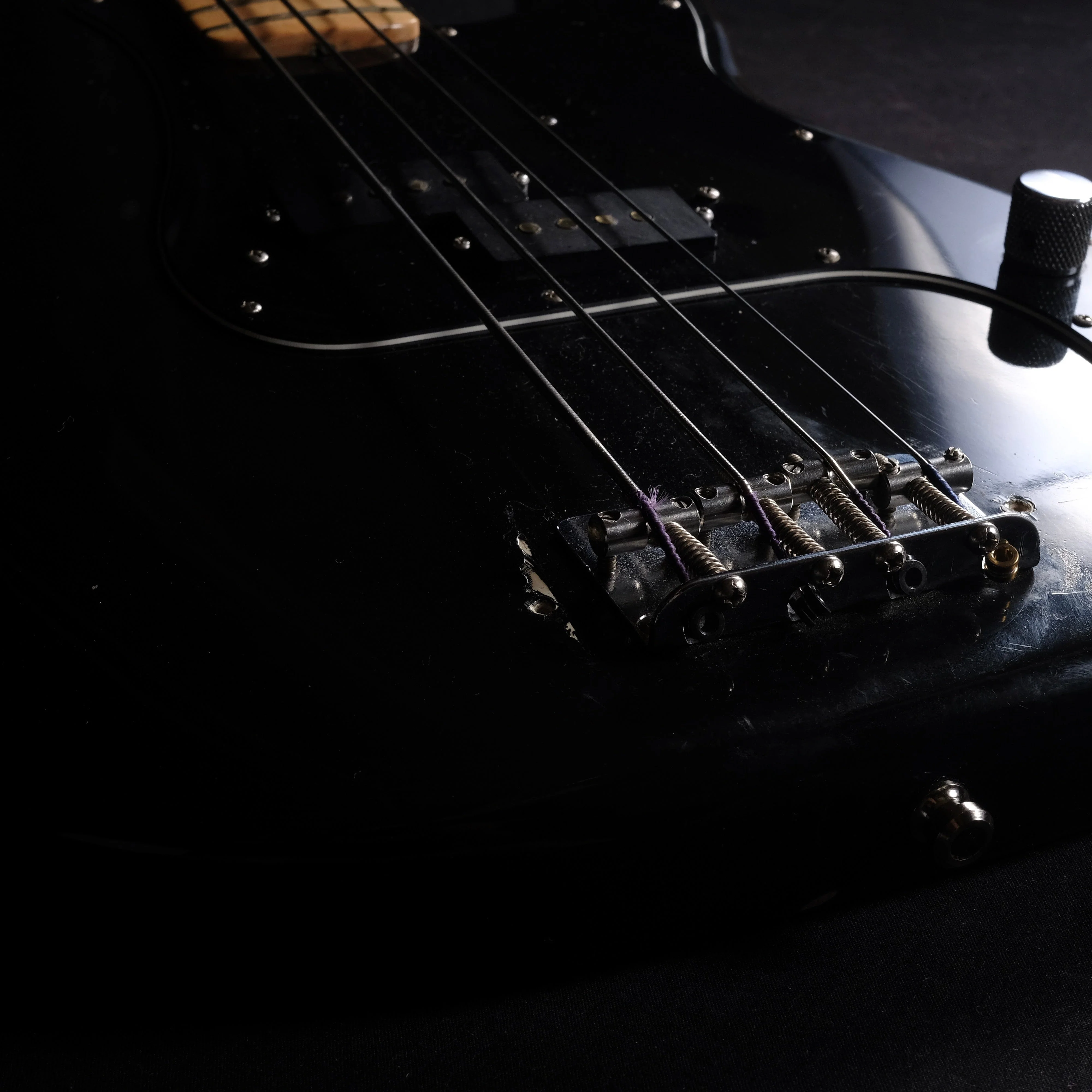 Vintage 1977 Fender Precision Bass Maple Neck Black With OHSC - Image 6