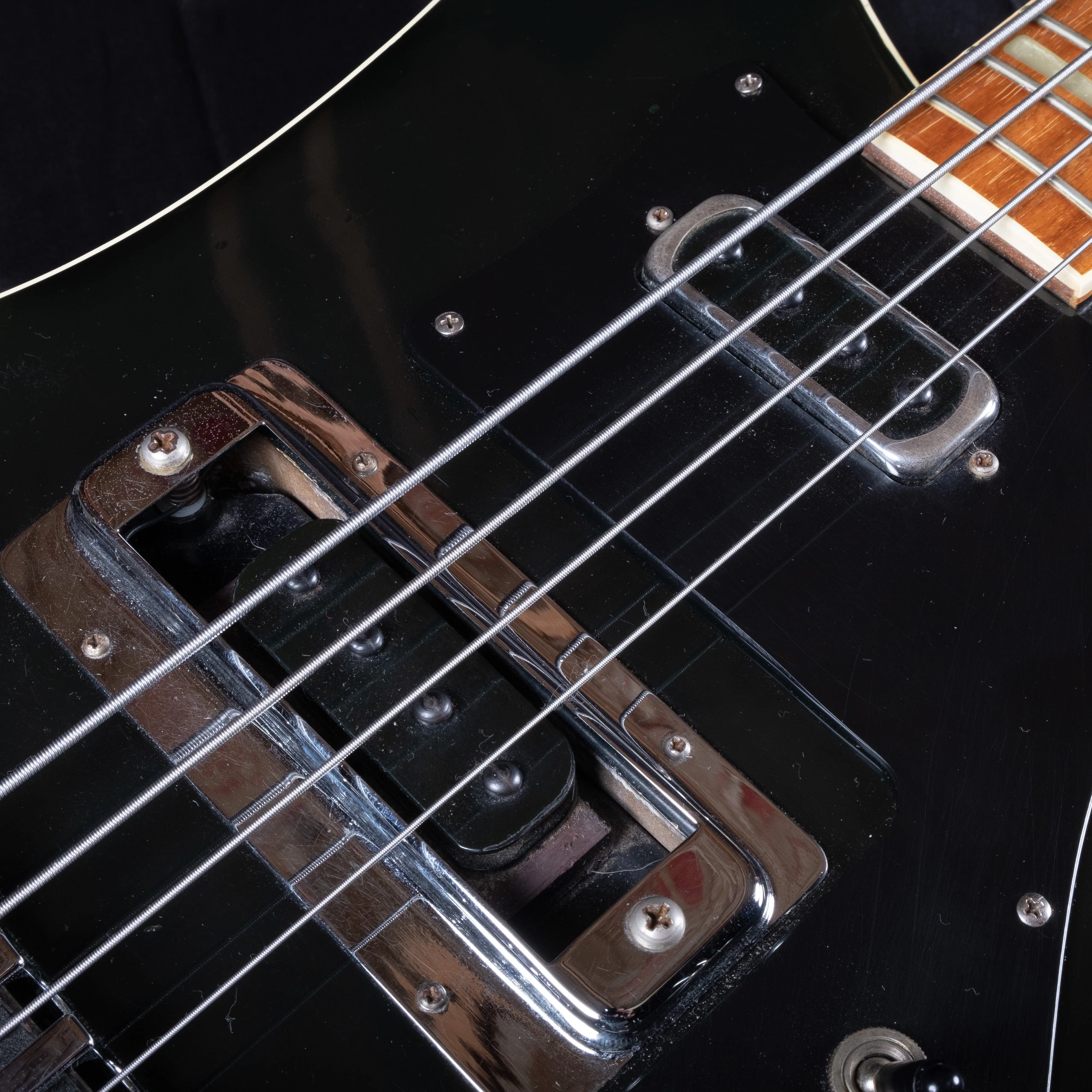 Vintage 1978 Rickenbacker 4001 JetGlo Bass Guitar With OHSC - Image 4