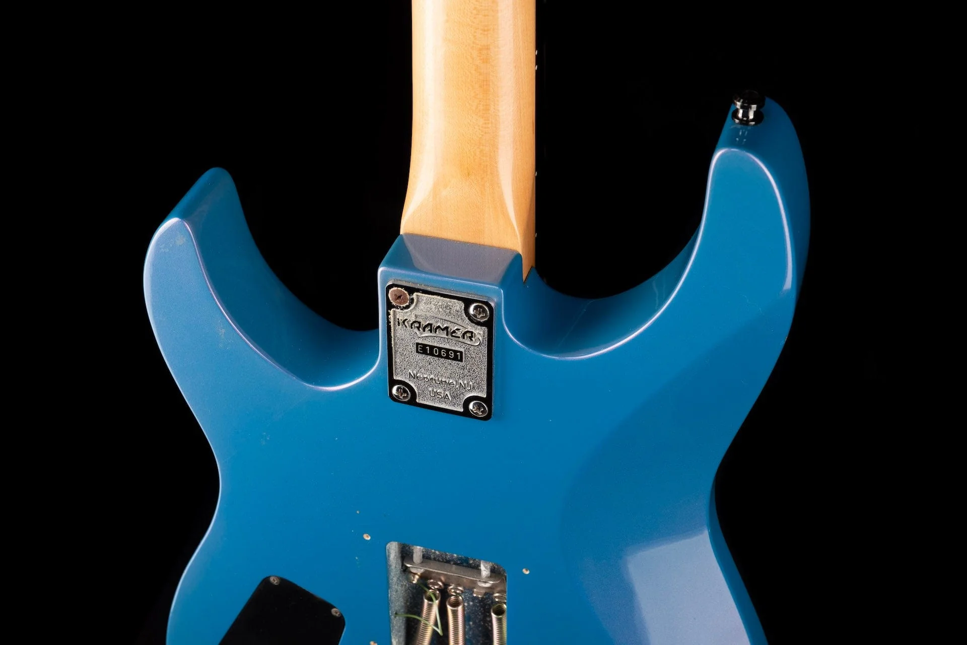 Vintage '86-'89 Kramer Pacer Custom 1 Electric Guitar Blue - Image 13