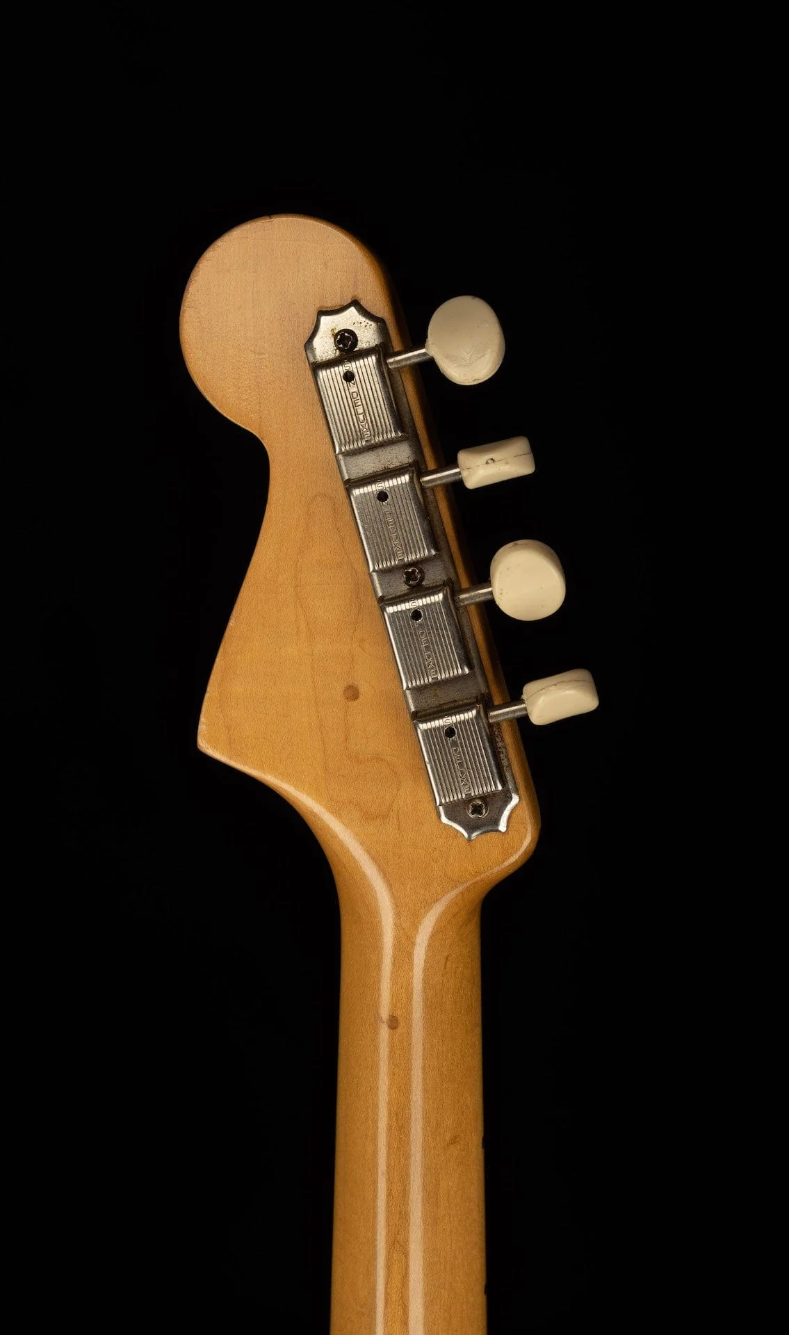 Vintage 1956 Fender 4-string Electric Mandolin Transparent Wine Red Anodized Pickguard - Image 12