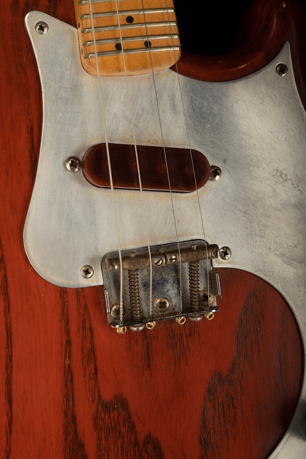 Vintage 1956 Fender 4-string Electric Mandolin Transparent Wine Red Anodized Pickguard - Image 4