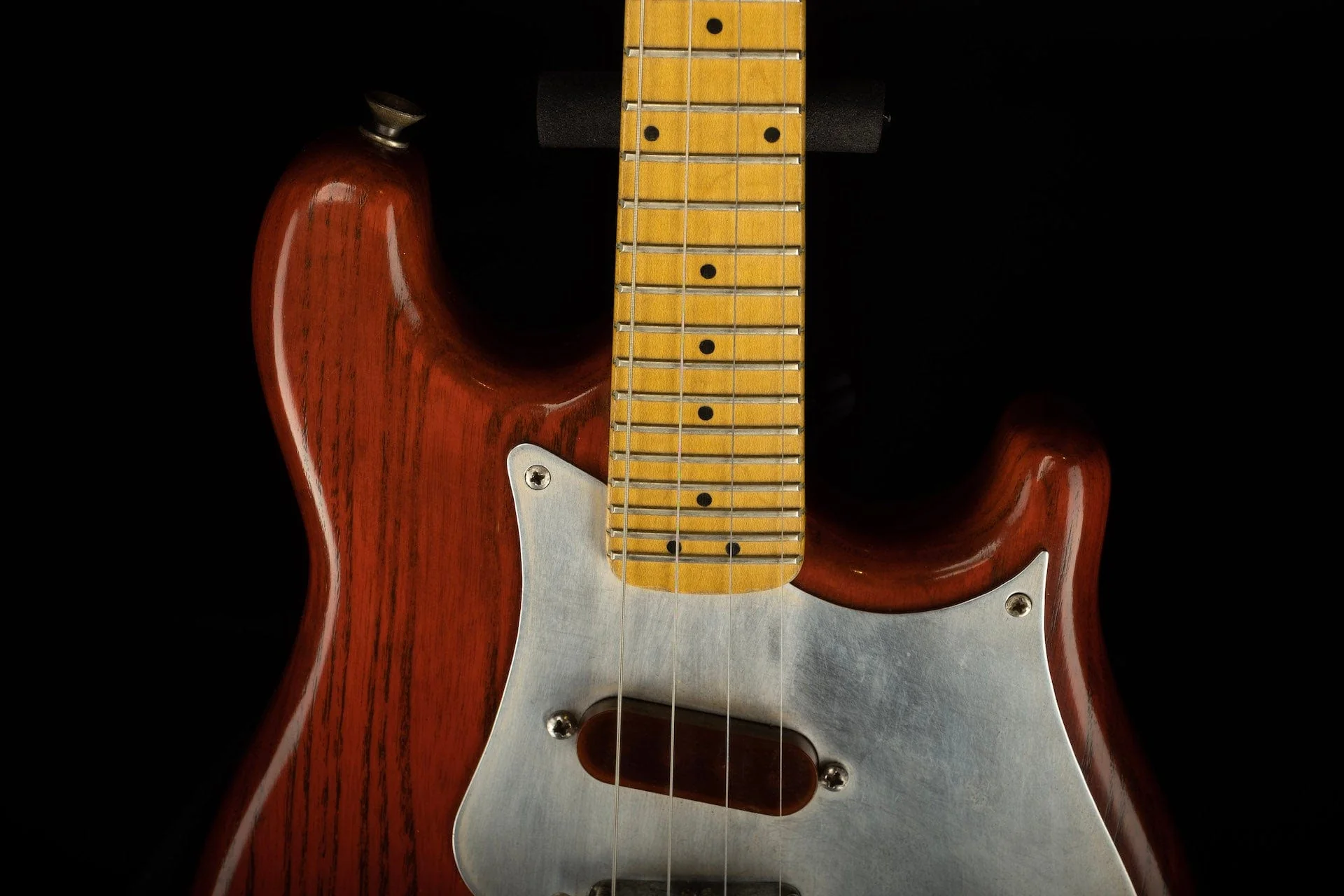 Vintage 1956 Fender 4-string Electric Mandolin Transparent Wine Red Anodized Pickguard - Image 5