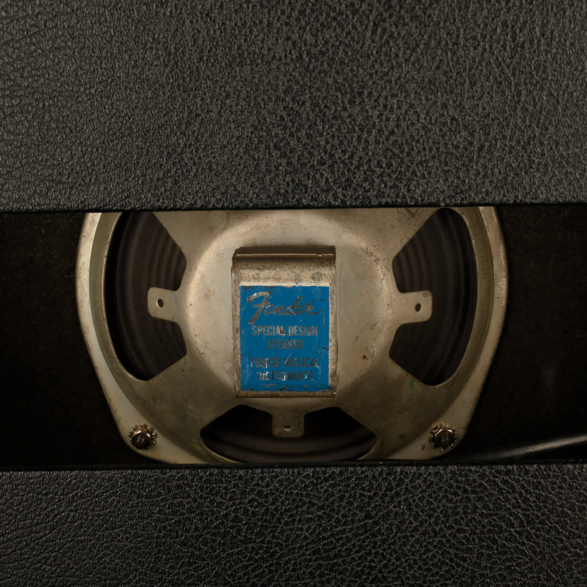 Vintage Fender 1967 Vibro Champ Guitar Amp Combo With Cover - Image 9