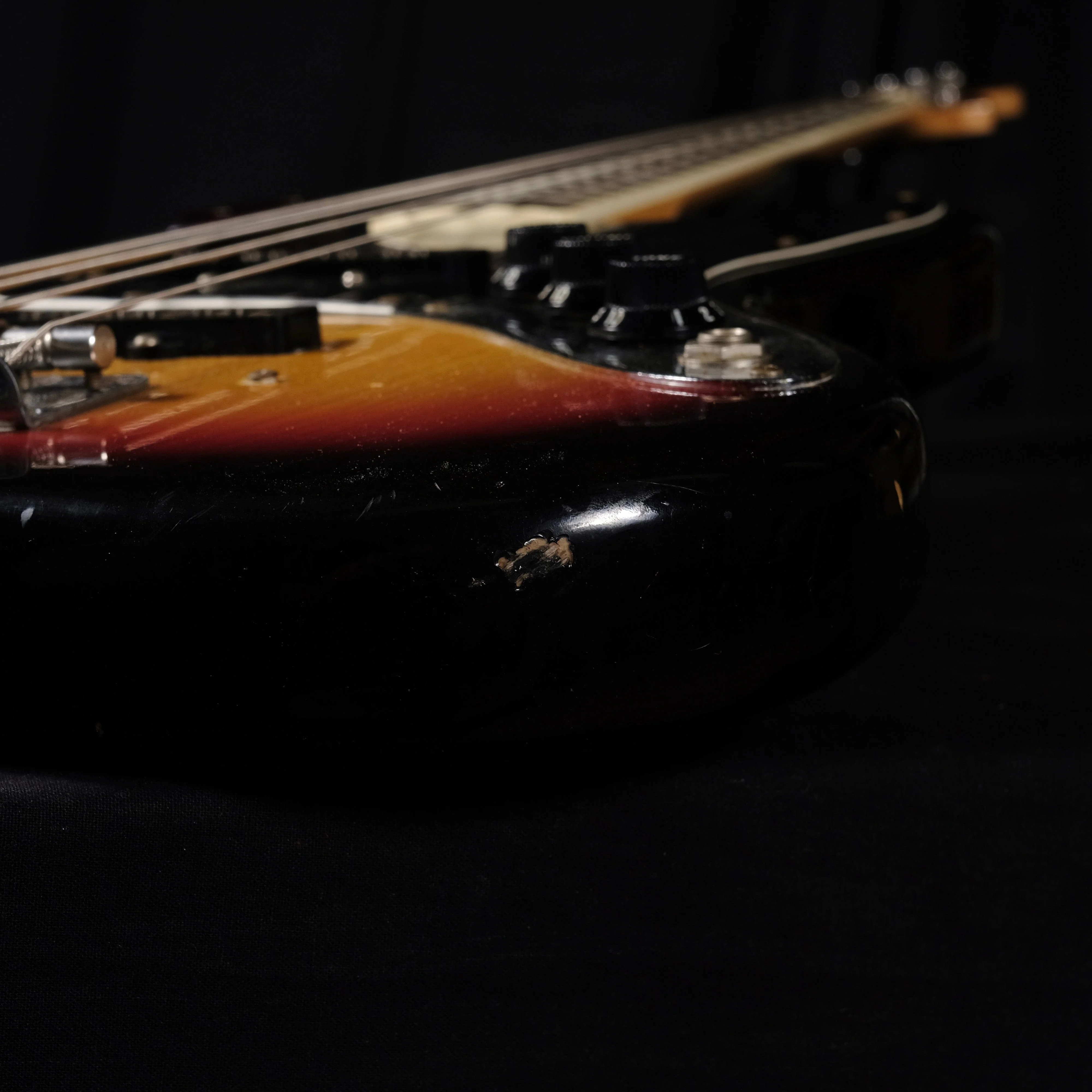 Vintage 1978 Fender Jazz Bass Block Inlay Rosewood Fingerboard Sunburst OHSC - Image 5