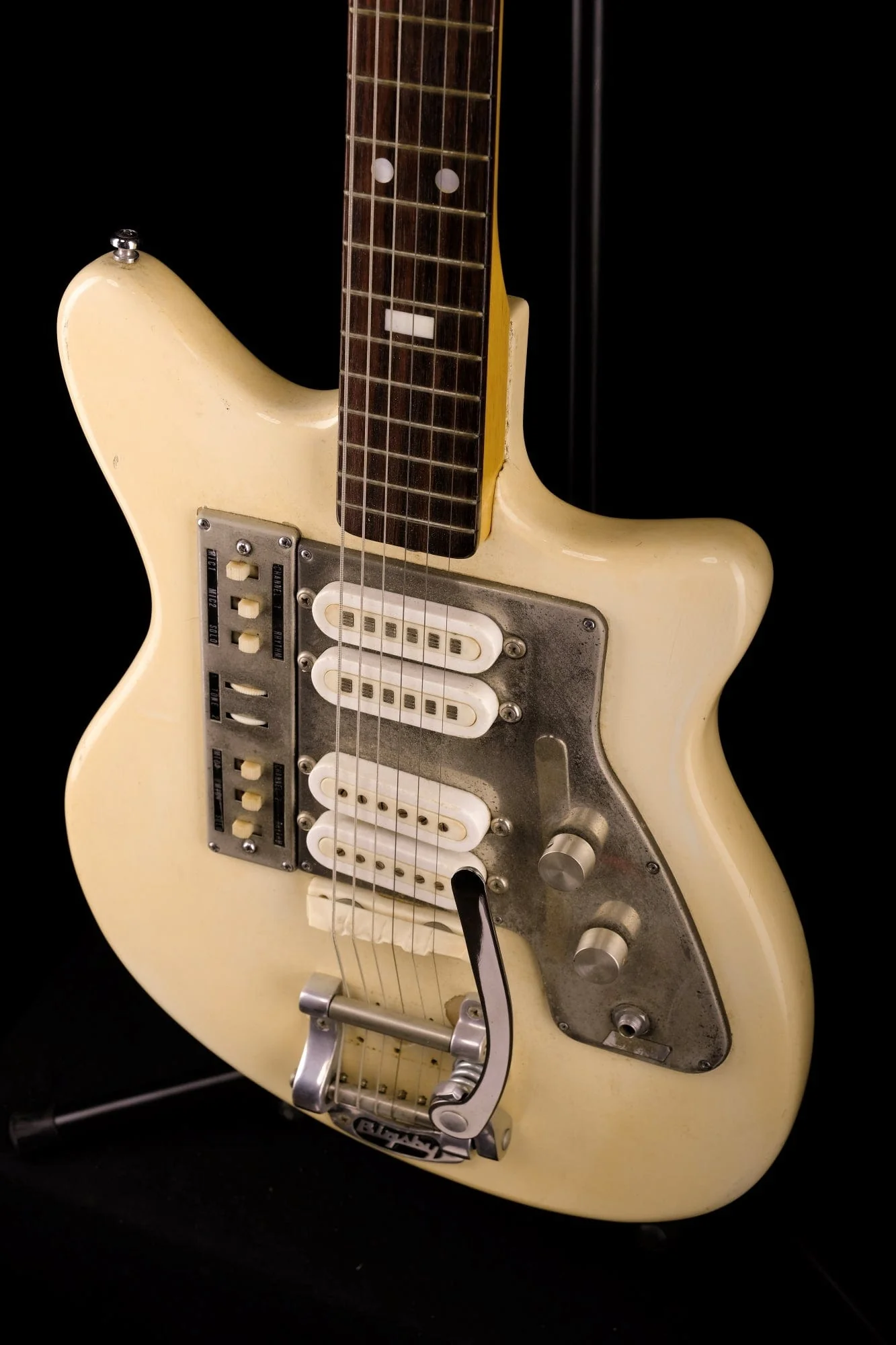 Vintage Guyatone LG-145T Owned by Ry Cooder - Image 9