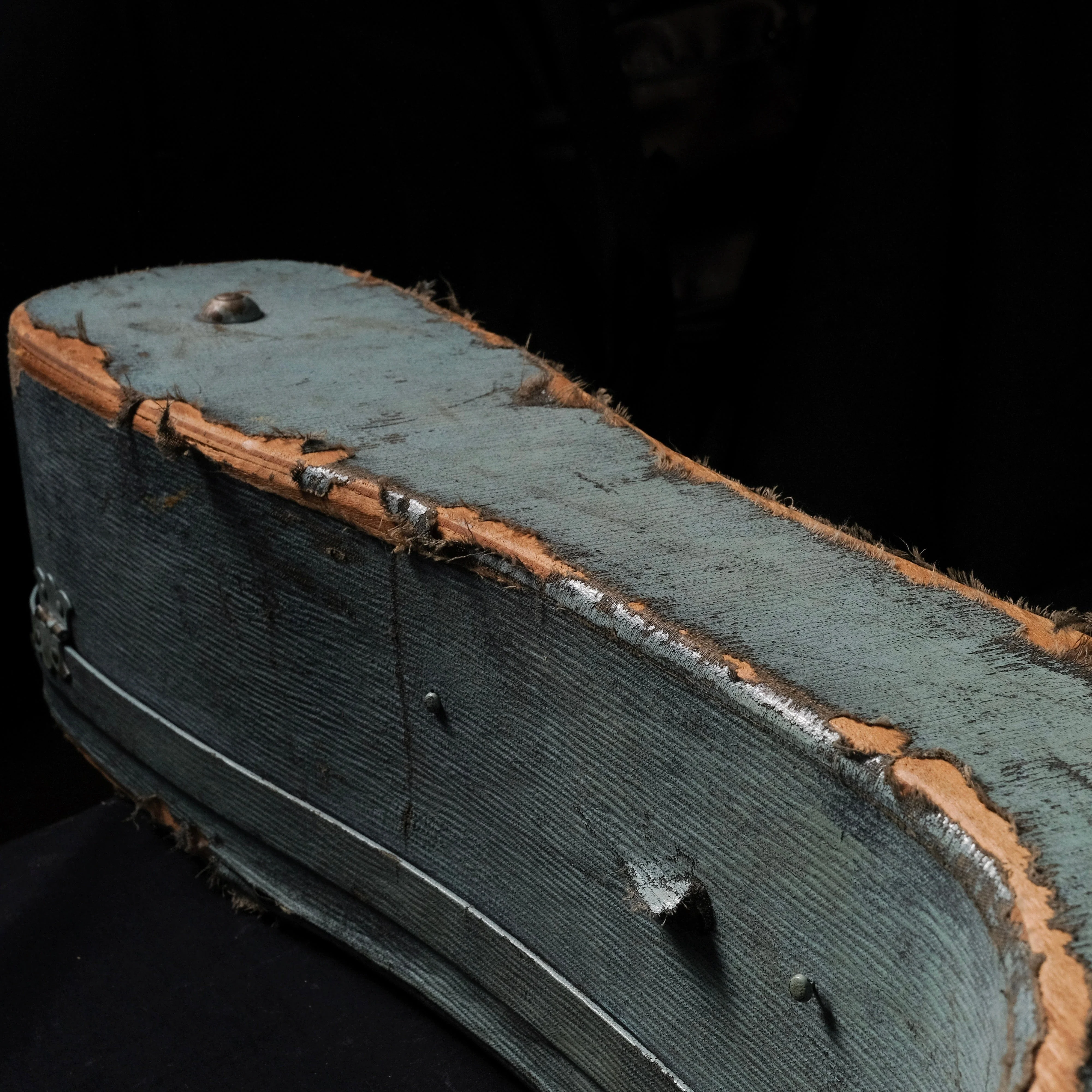 Vintage Martin Guitar Acoustic Guitar Case 000 Size - Image 9