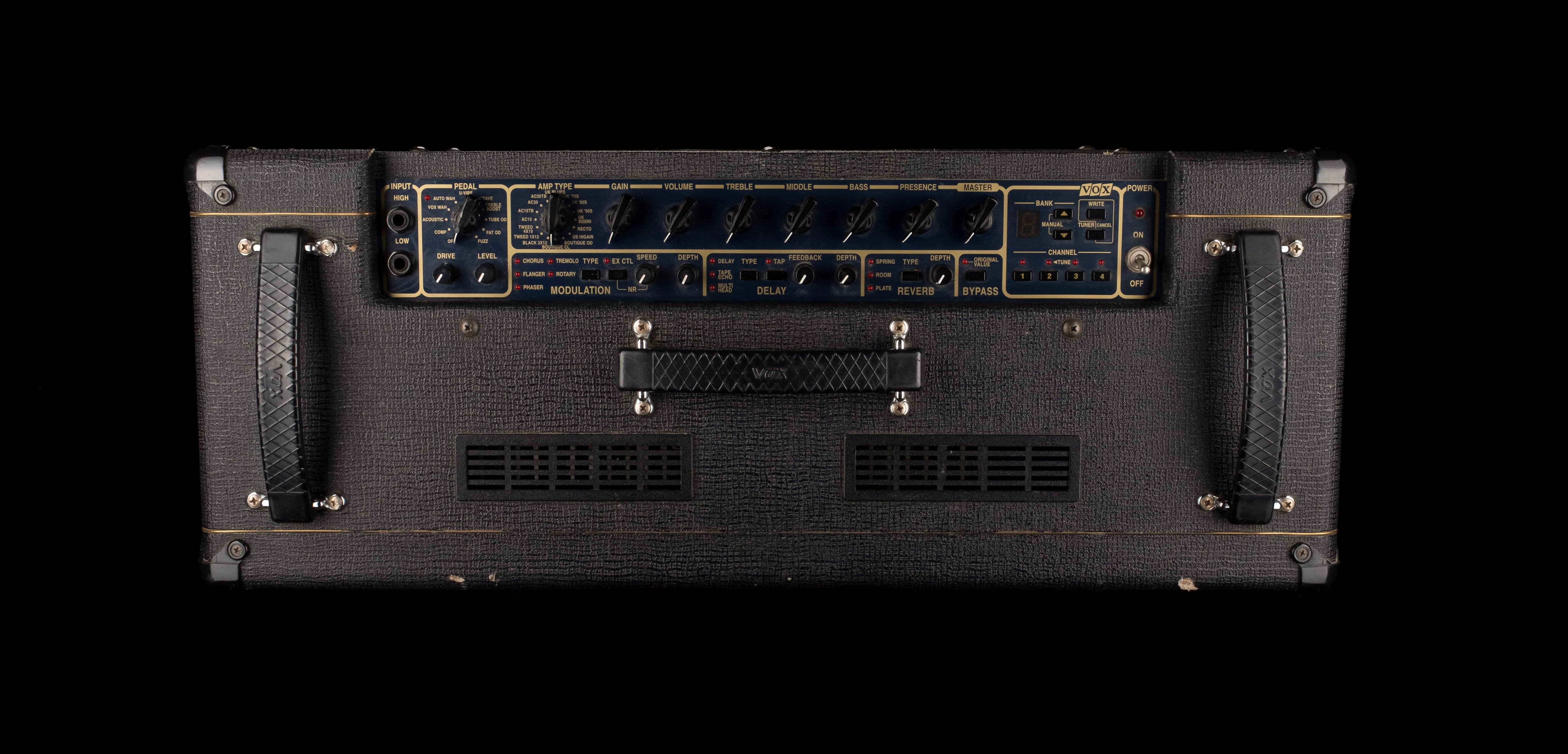 Vox AD120VT 212 Guitar Amp Combo with Foot Controller - Image 3
