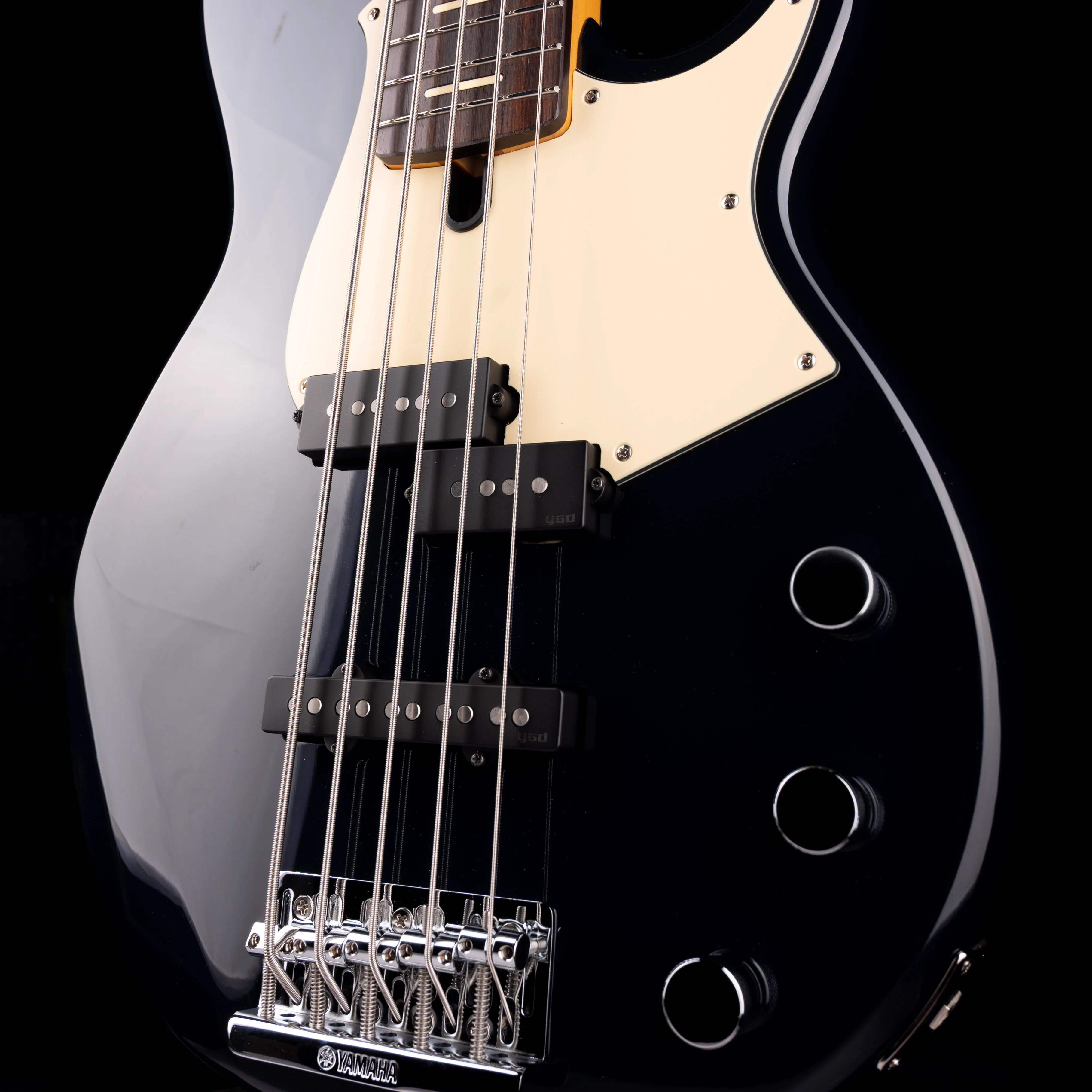 Yamaha BBP35 5-String Bass Midnight Blue with Case - Made in Japan - Image 5