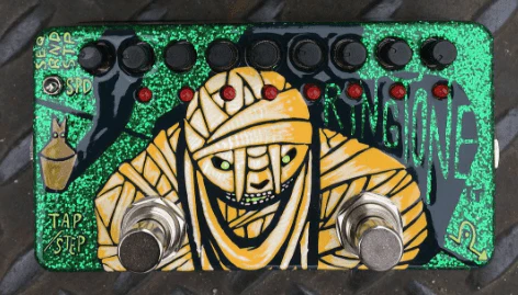 ZVex USA Made Hand Painted Ringtone Modulation Sequence Guitar Pedal Mummy